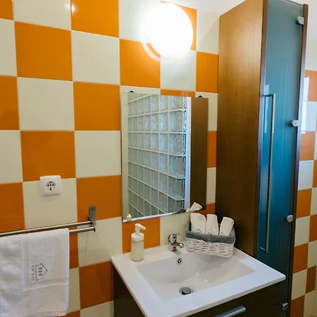 Tree House - Casa Figueira 5*