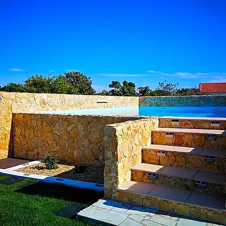 Tree House - Casa Figueira 5*