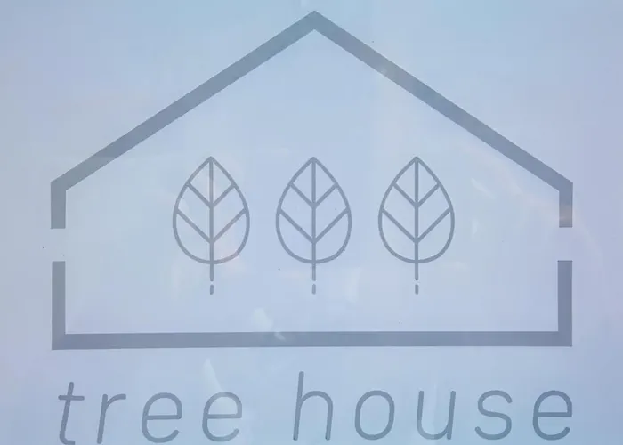 ホリデーパーク Tree House - Casa Figueira セシンブラ