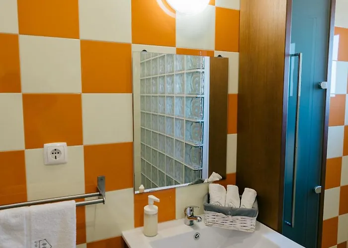 Tree House - Casa Figueira 5*