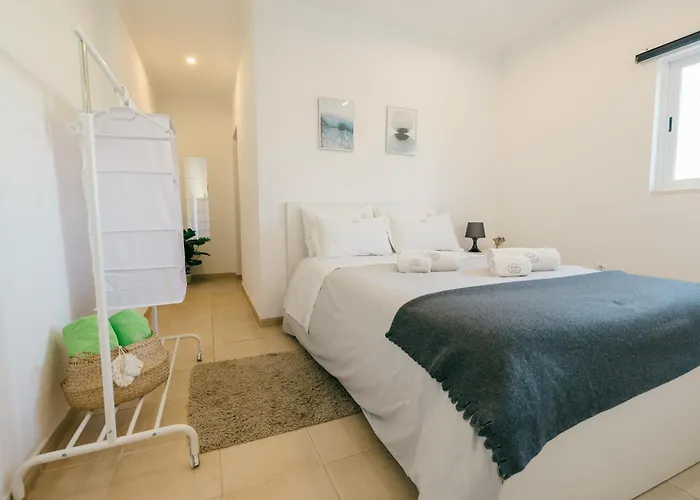 Tree House - Casa Figueira 5*