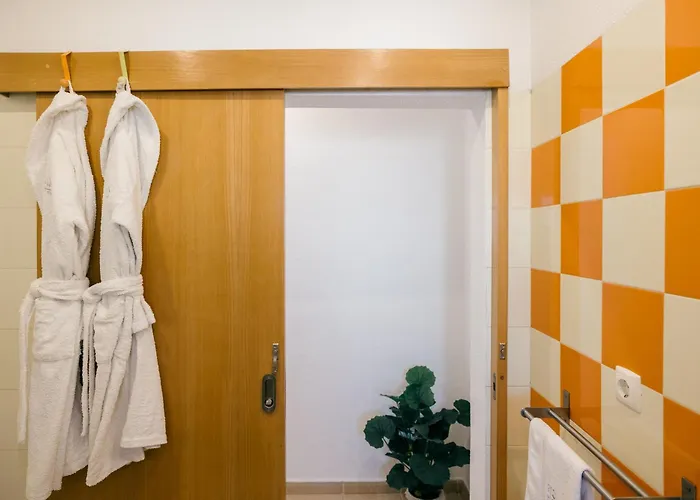 Tree House - Casa Figueira 5*